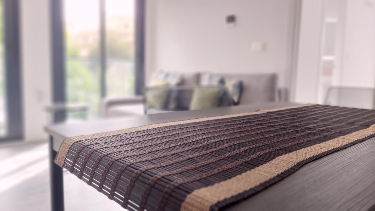דירות מאלגה Del Parque Flats Urban מראה חיצוני תמונה